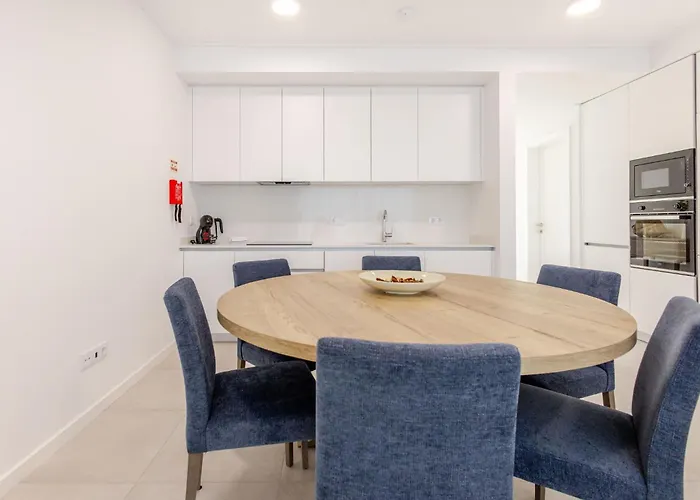 Vale Atlantico - By Sch - E Apartamento Nazaré