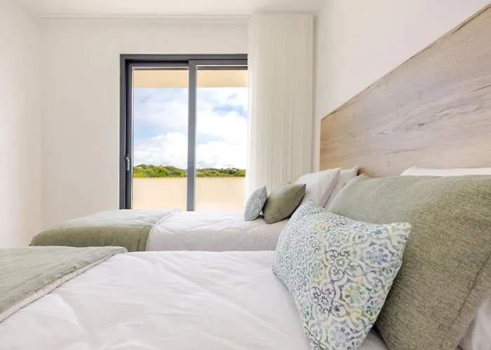 Vale Atlantico - By Sch - E Nazaré